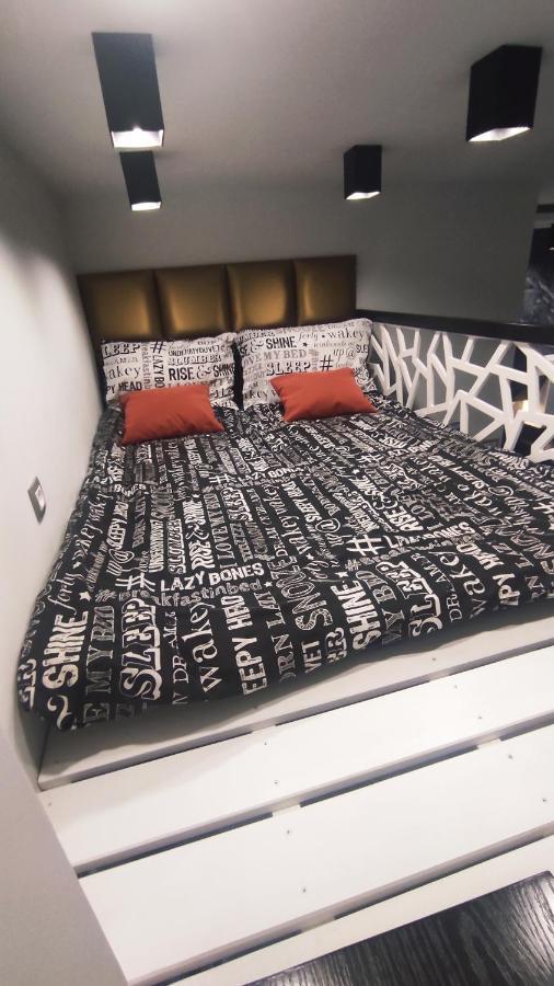 ילנייה גורה Apartament W Stylu Loft מראה חיצוני תמונה
